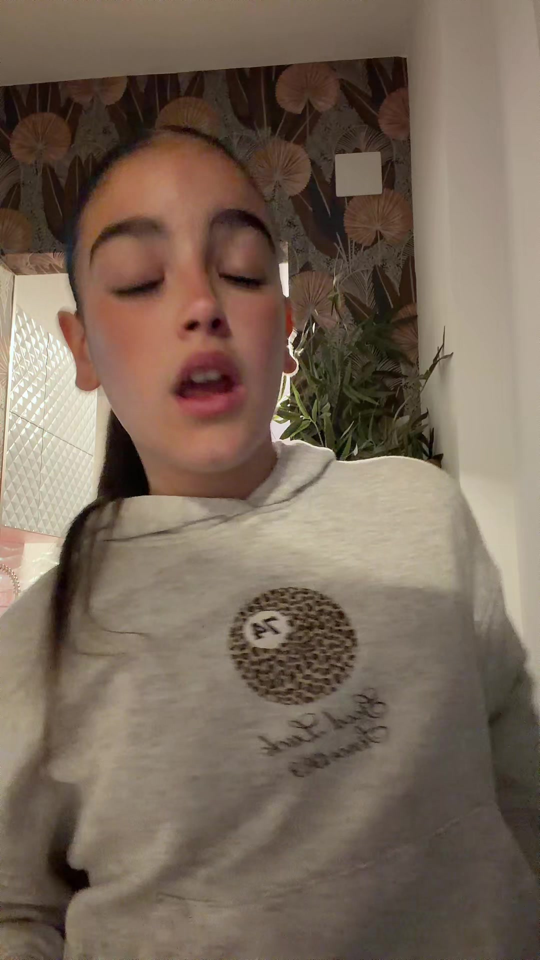 @𝓣𝓮𝓼𝓪𝓸𝓯𝓲𝓬𝓲𝓪𝓵🎱🐆🥥