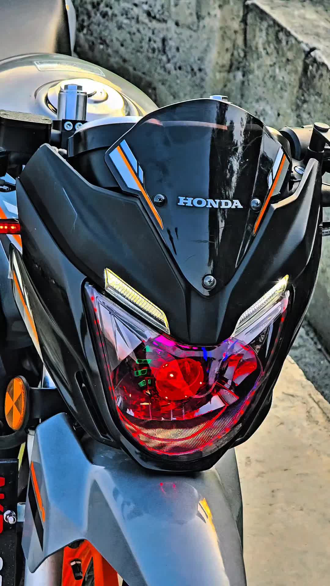 @RAJA 150 👑🔥