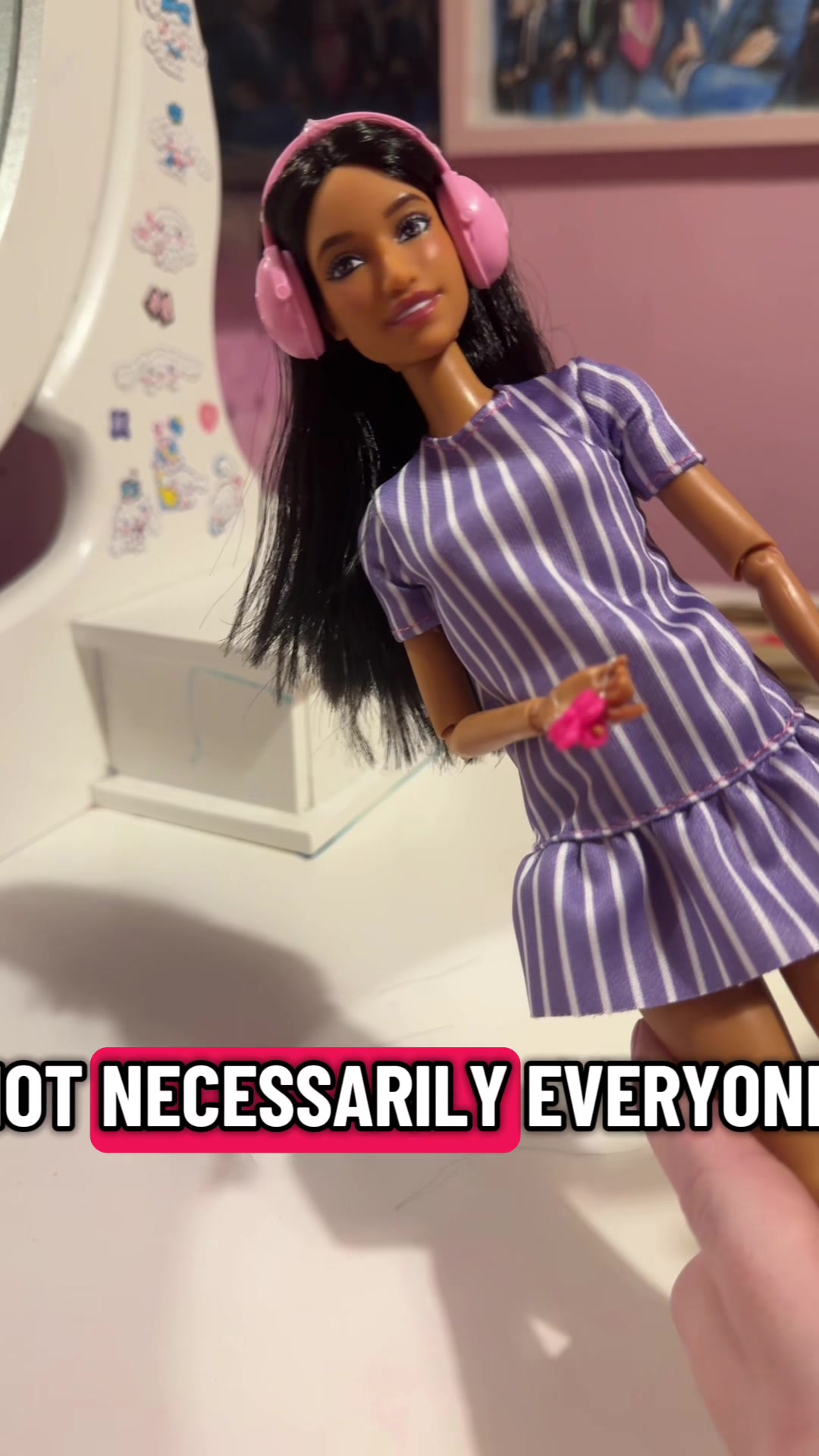 @diversedollhouse