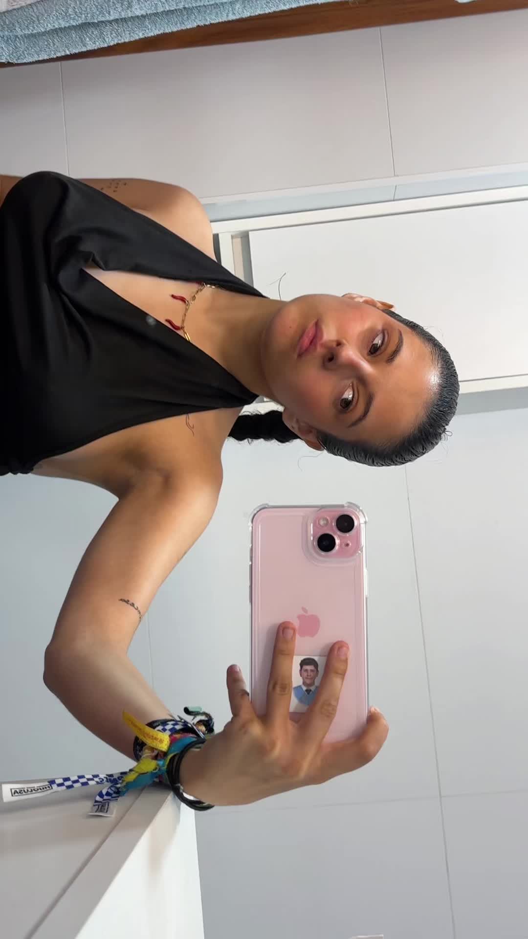 @naiaragonzalez