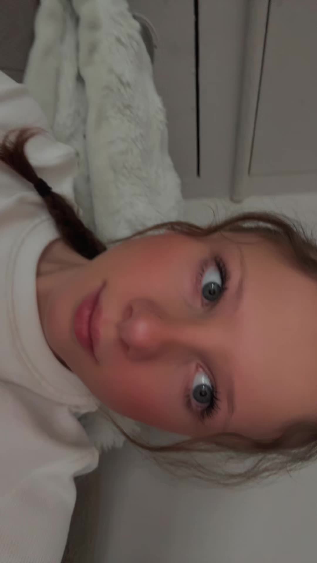 @amelia12
