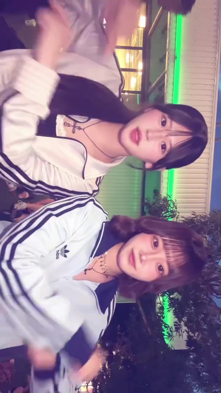 @ア ヤ ナ