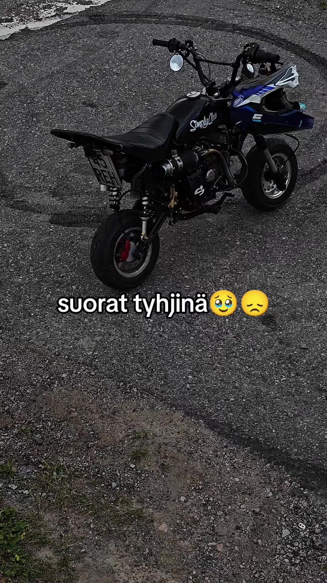 @𝑬𝑲🪖