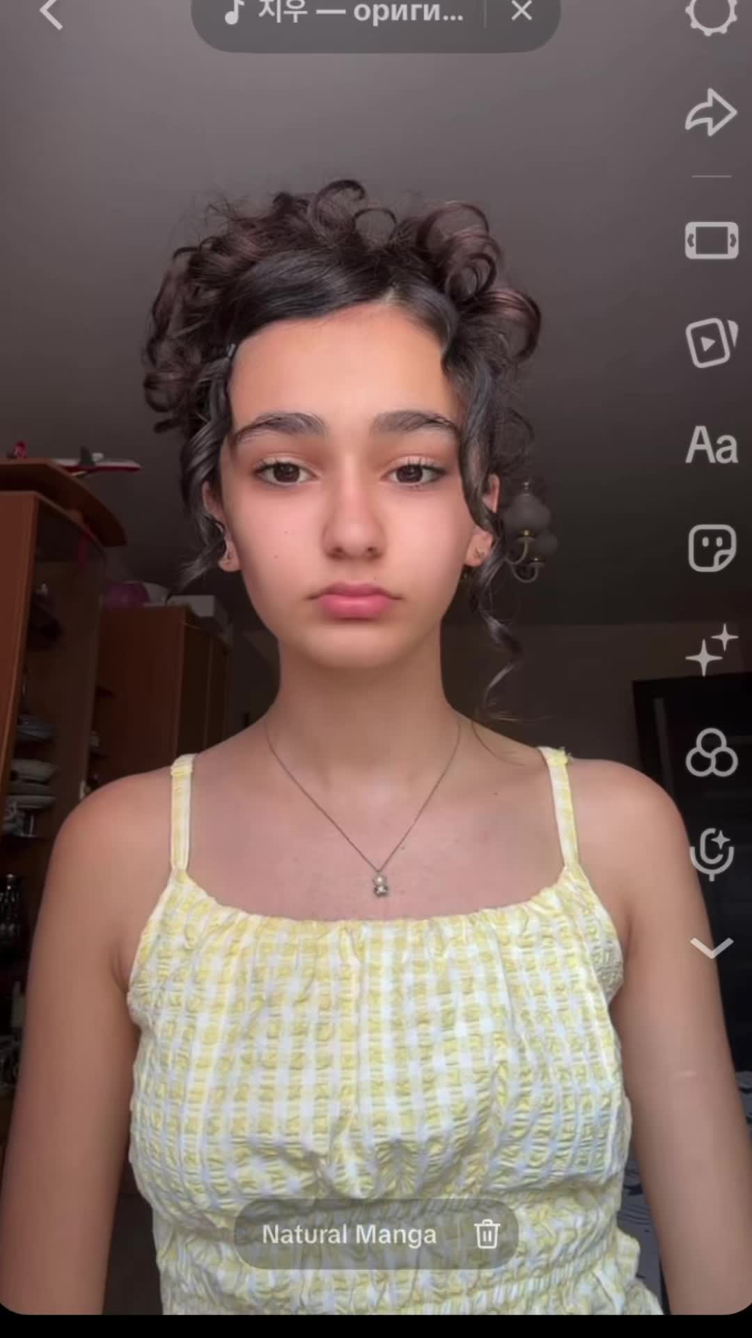 @Mari♡︎