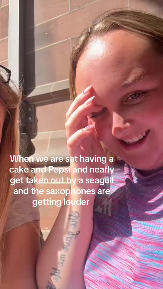 @Chloe