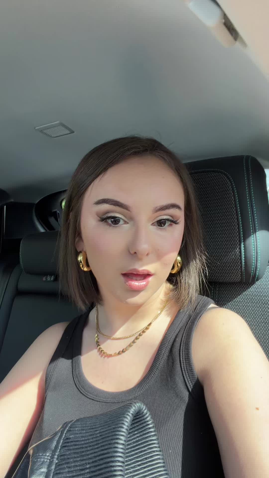 @juuulaayyy_