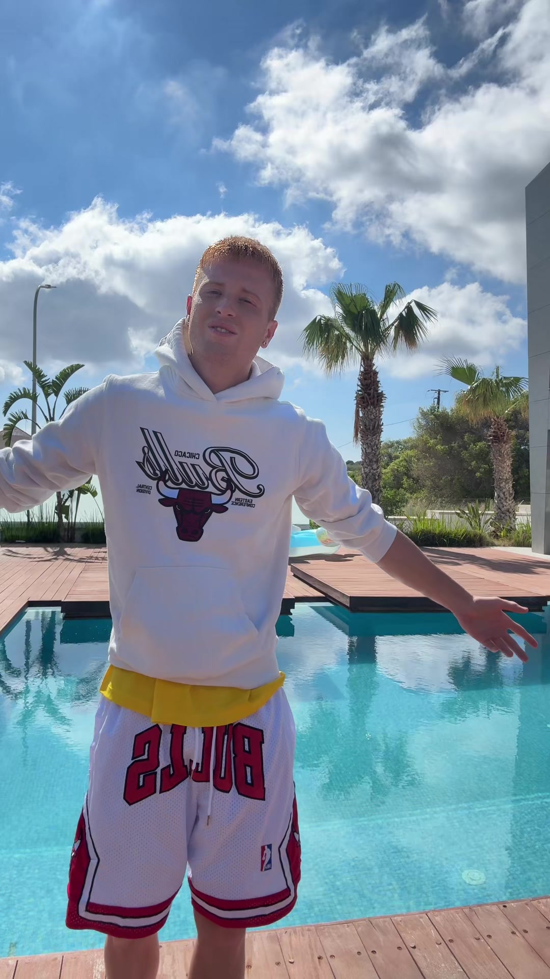 @valentino.ginger