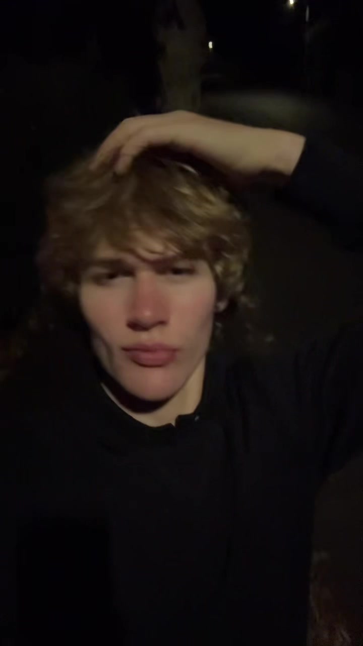 @ℒℯ𝓌𝒾𝓈