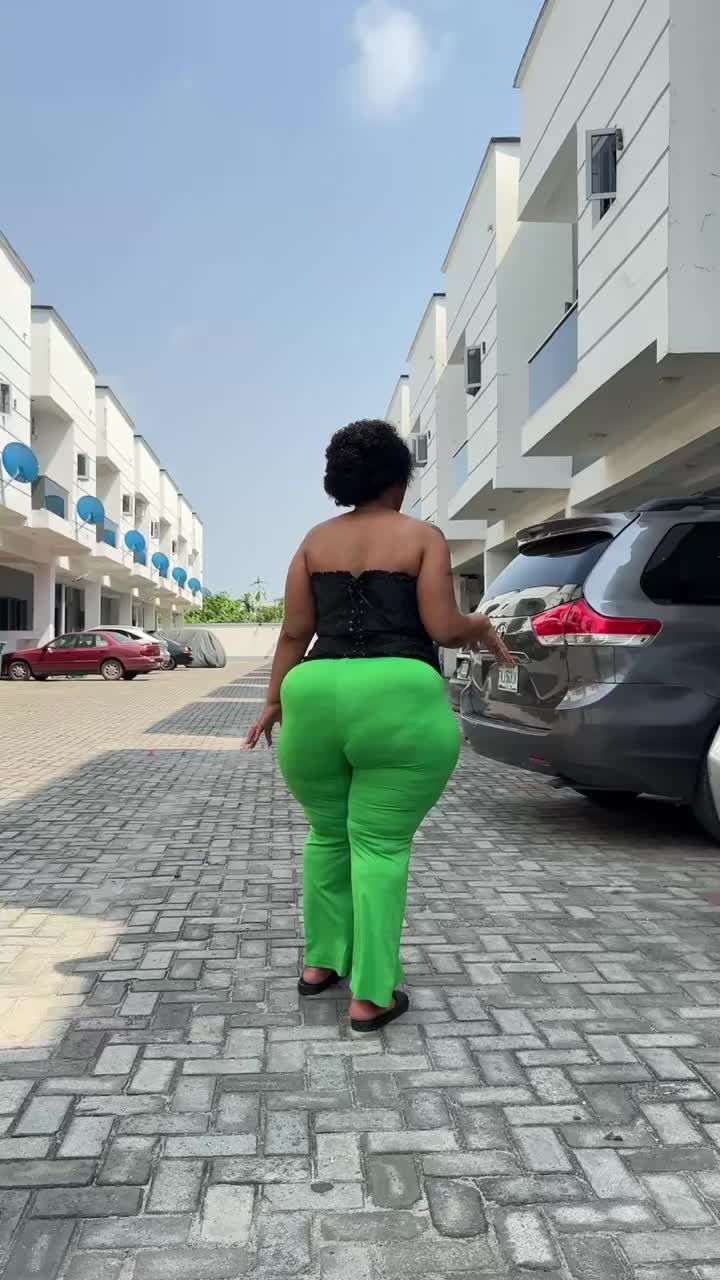 @hotylioness