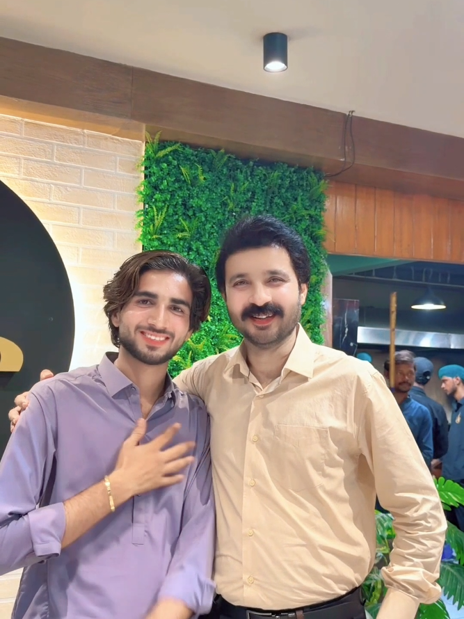 @Fahad Jani😎