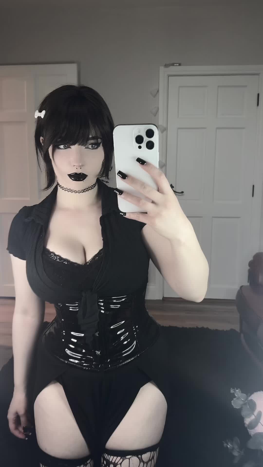 @Cutiegothxo