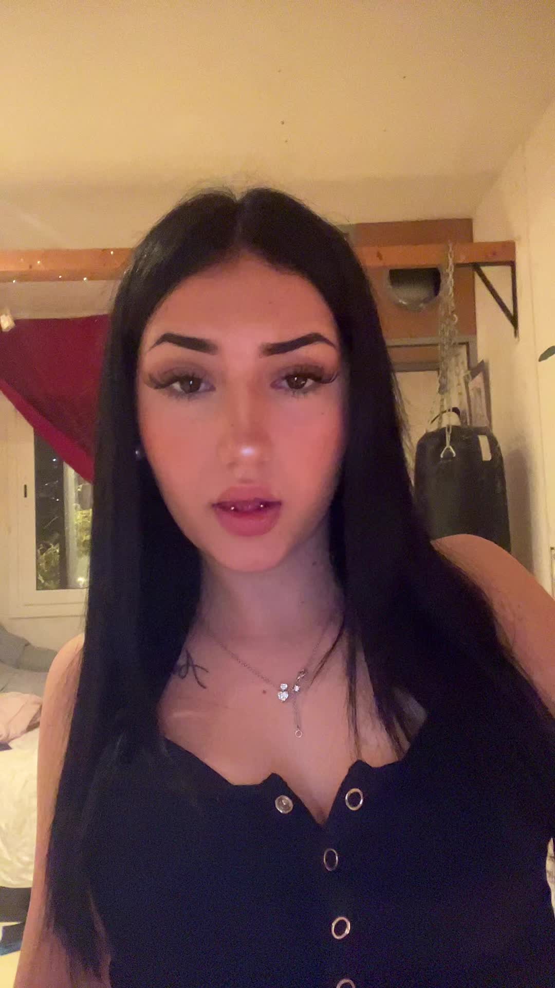 @aynaradb