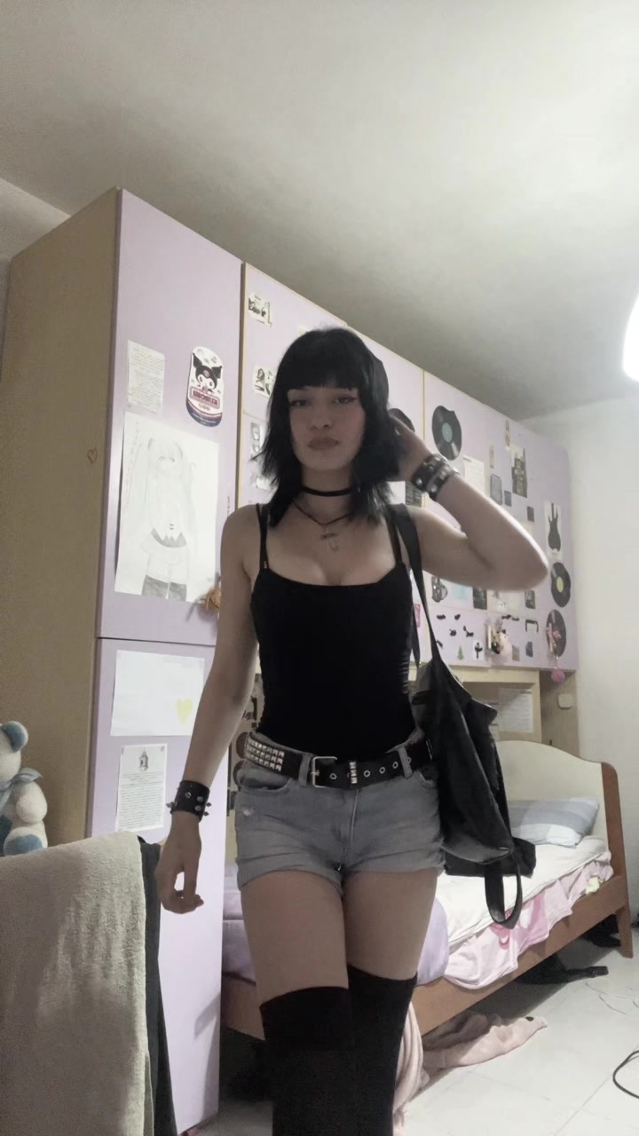 @♱