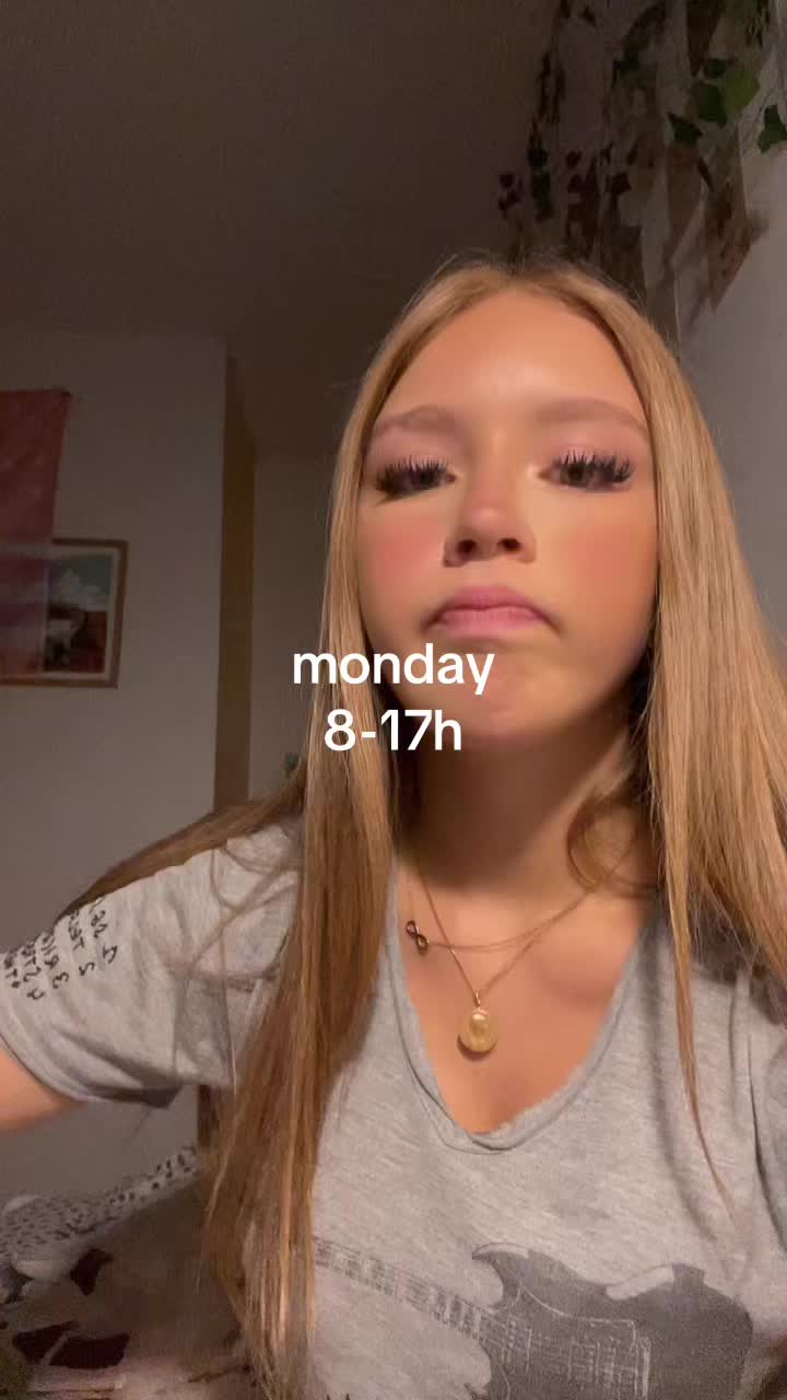 @aya montana 👩❤️💋👩💋