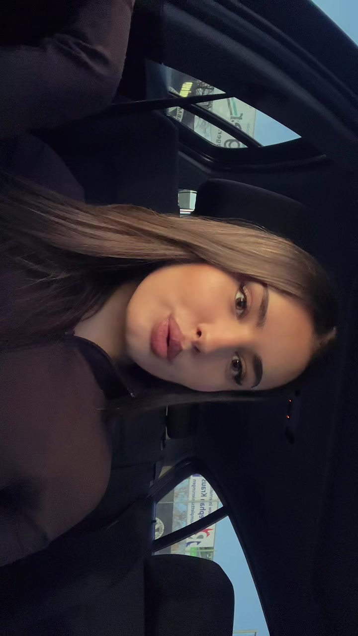 @𝐞