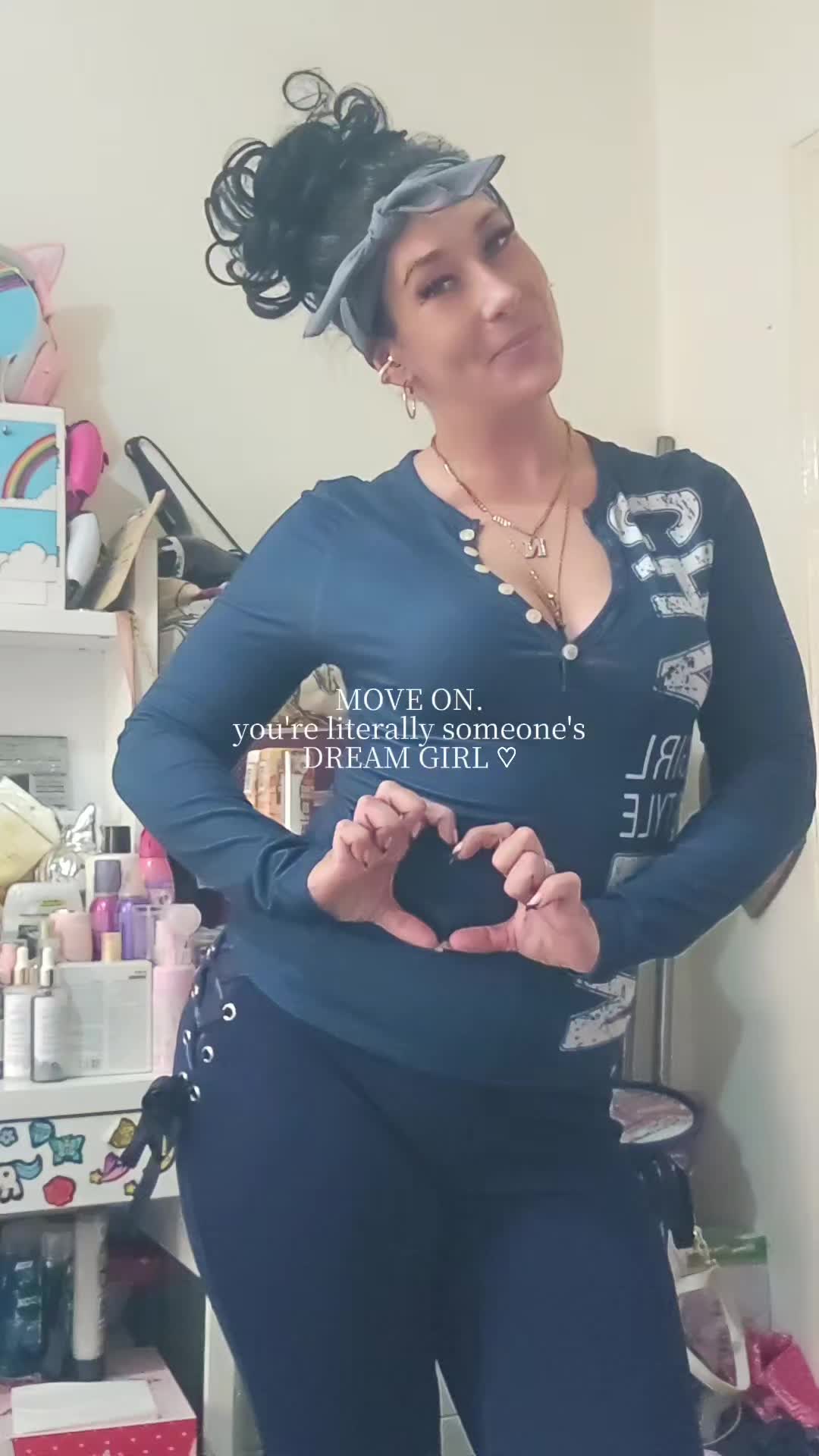 @Nikkinoodles🫦