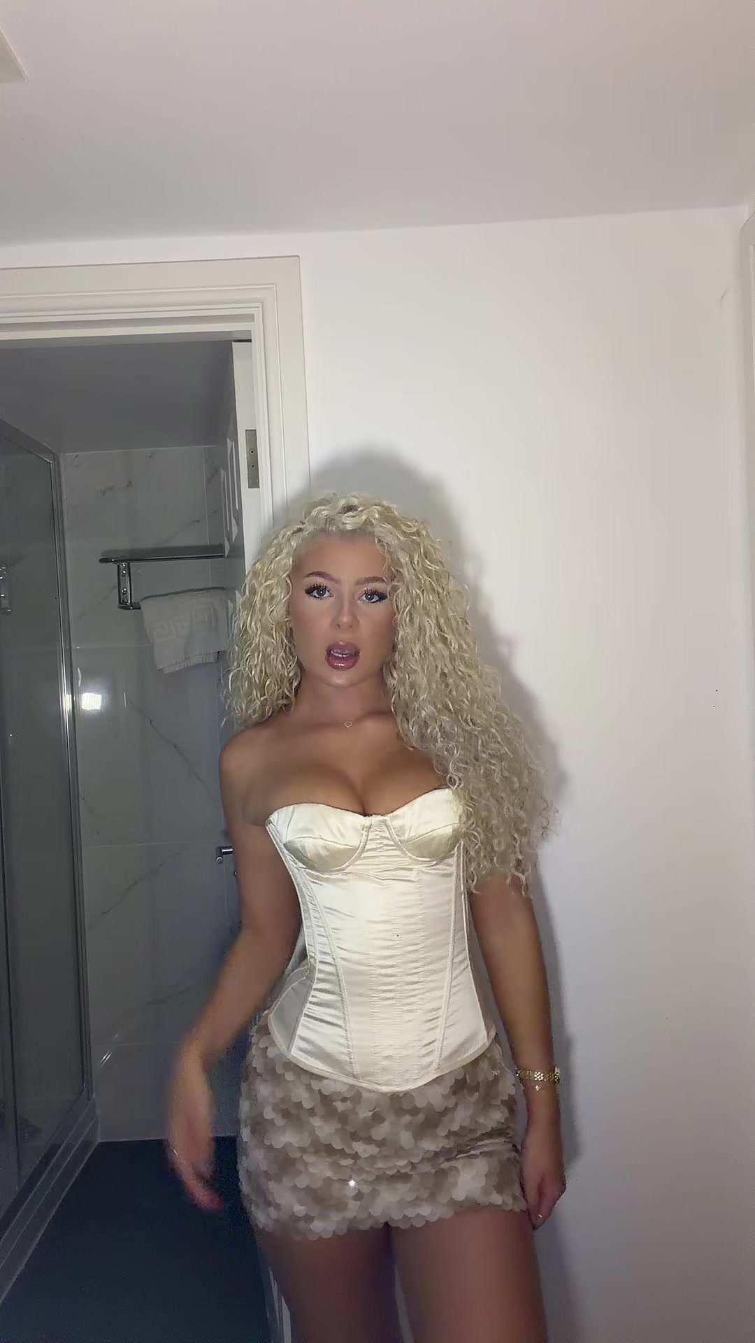 @𝐑𝐮𝐛𝐢 𝐄𝐥𝐢𝐳𝐚𝐛𝐞𝐭𝐡🆑