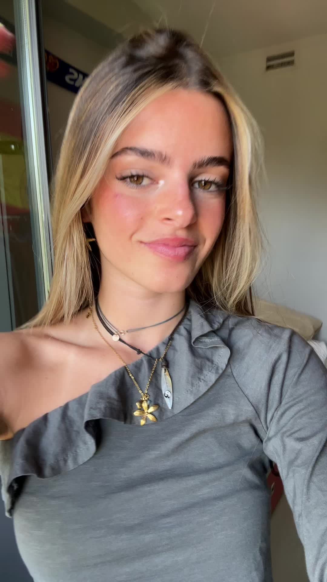 @evafajaardo_