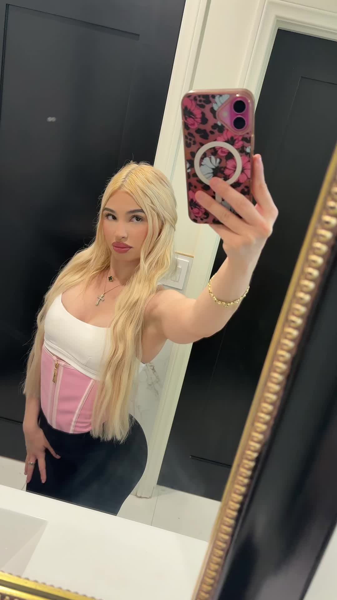 @urfaveforeignprincess