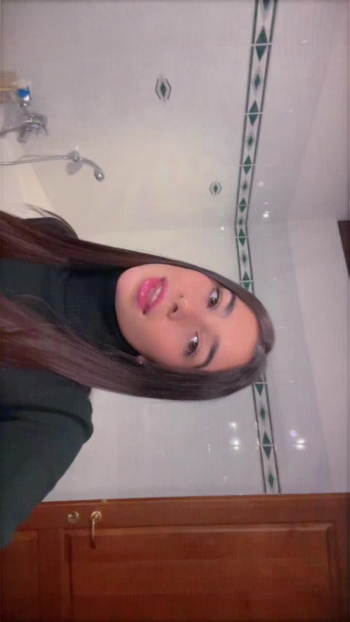 @moriviola