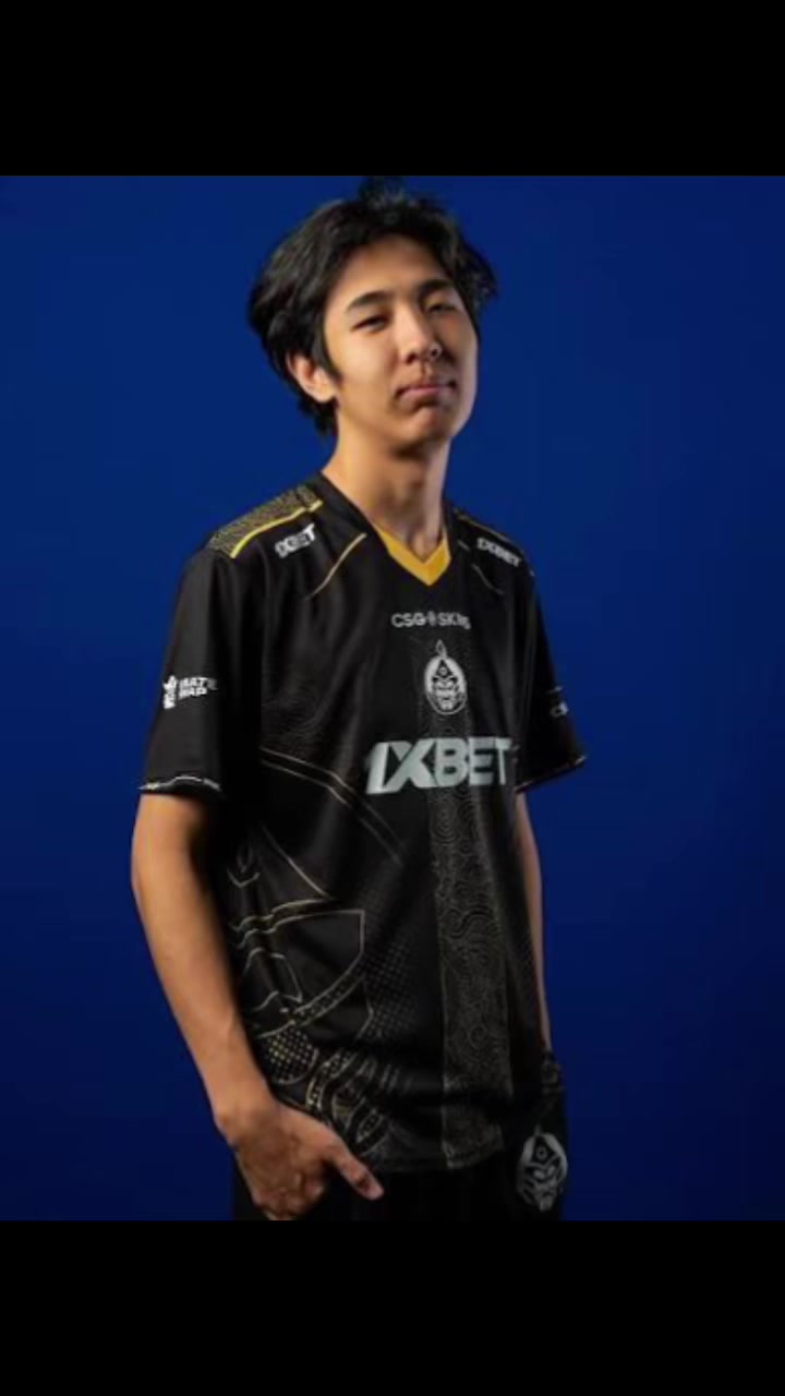 @Senzu