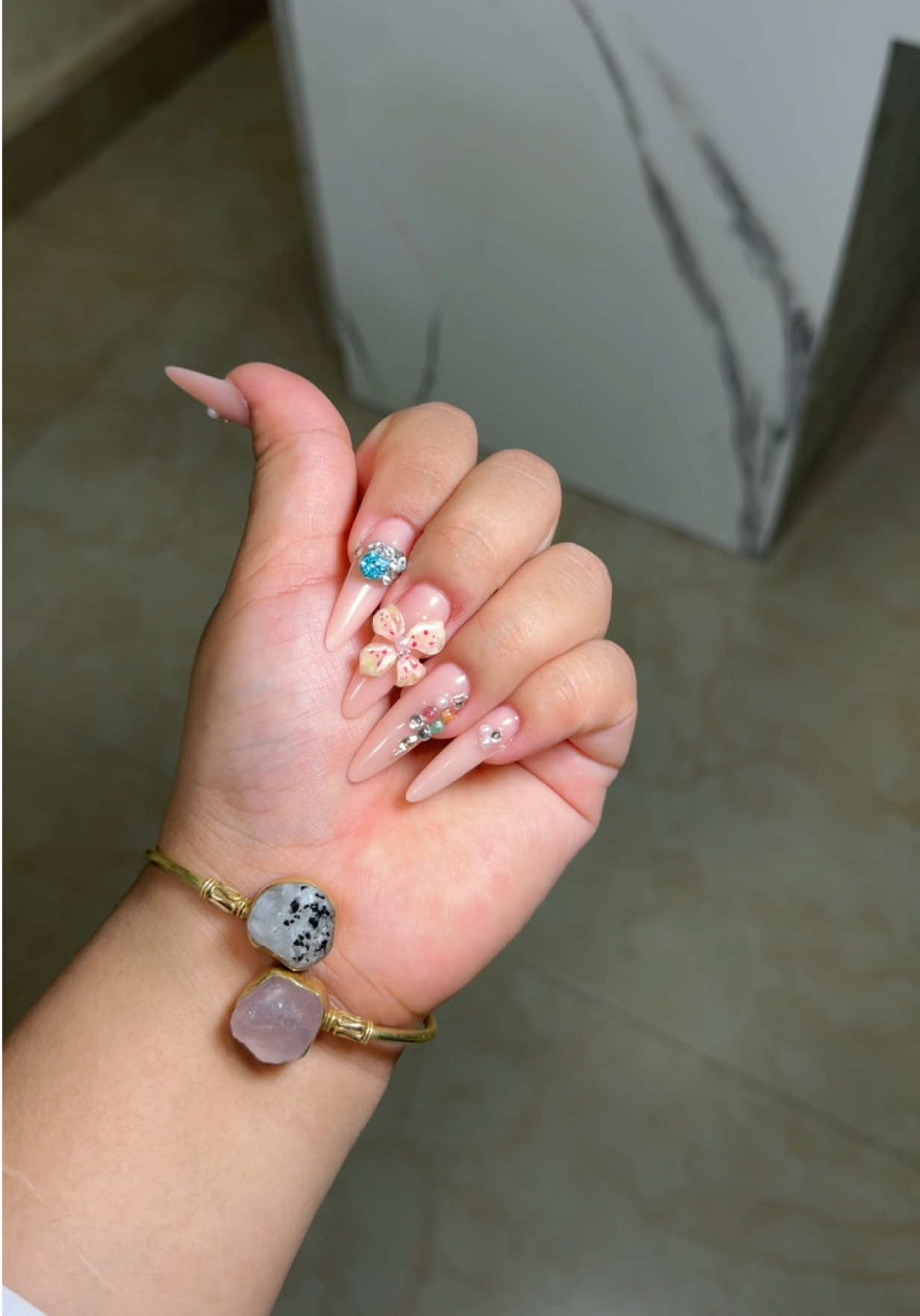 @The Nail Bar