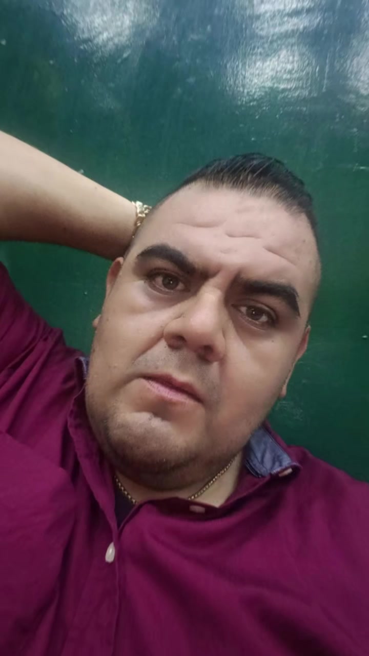 @Angel Oleg López