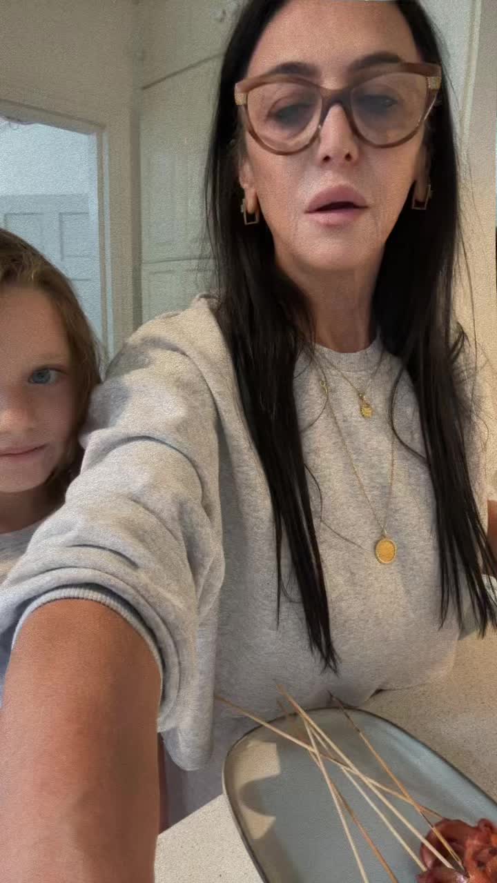 @Zana