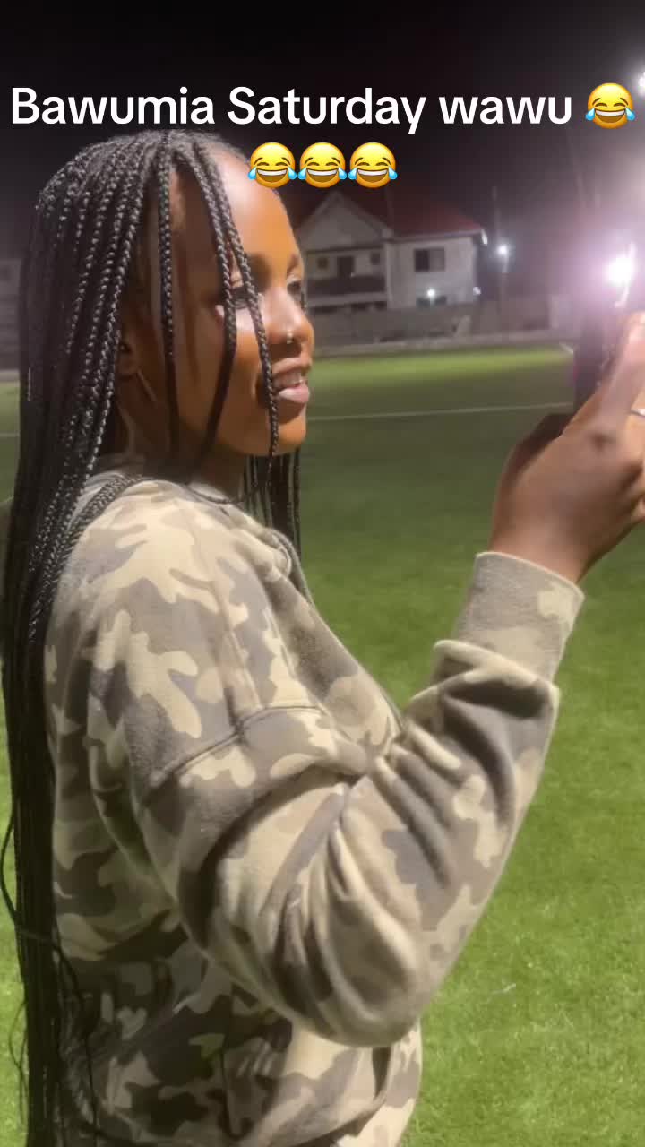 @𝓝𝓸 𝓸𝓷𝓮 𝓬𝓪𝓻𝓮𝓼😩