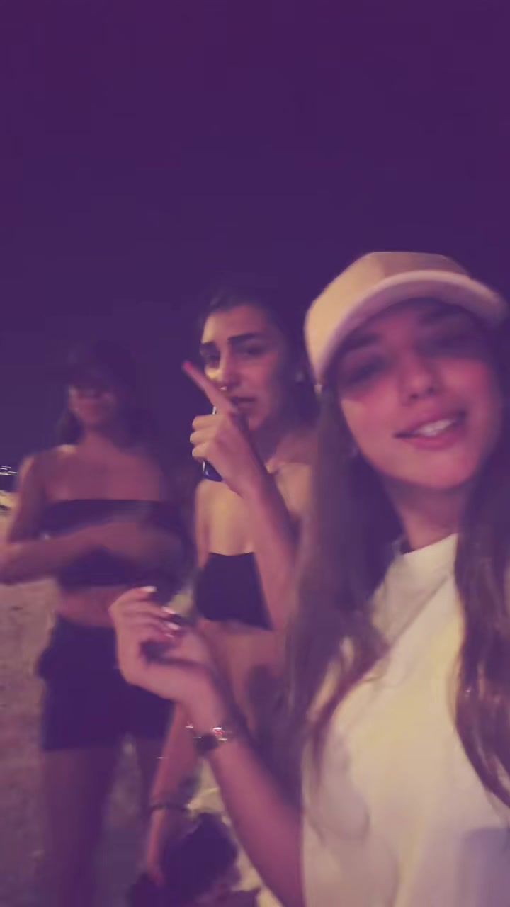 @elenii