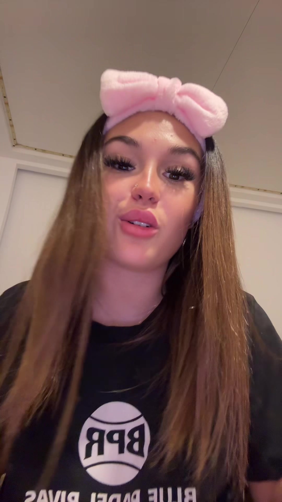 @caarlaaxx_