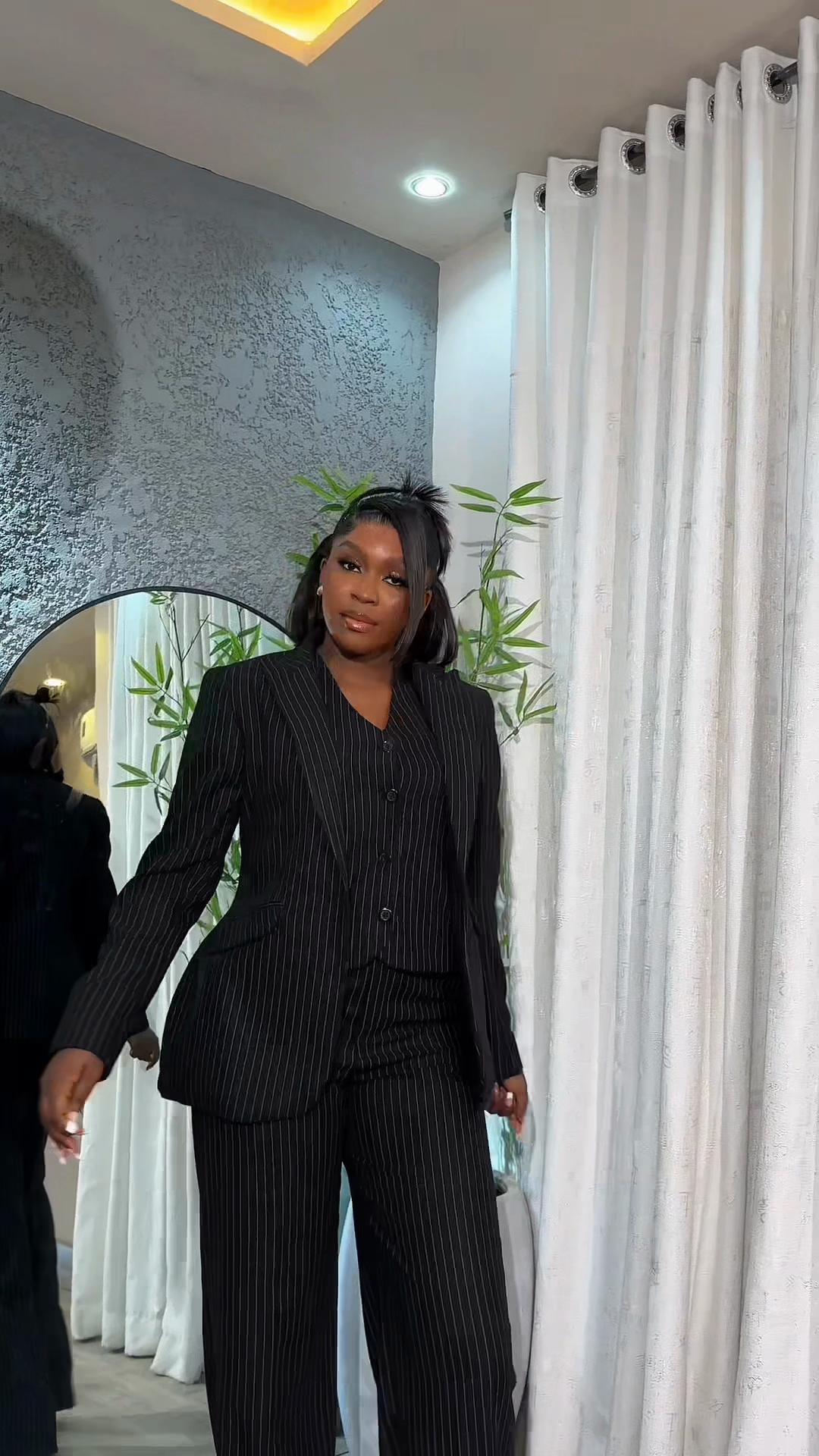 @WOMEN SUITS IN NIGERIA ✂️