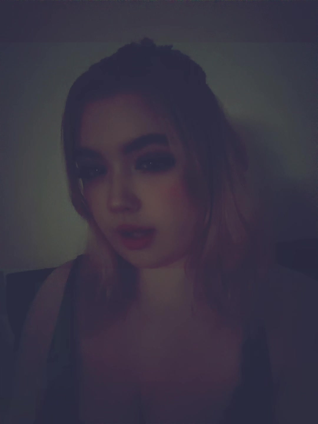@𝐂𝐡𝐥𝐨𝐞 ꨄ︎
