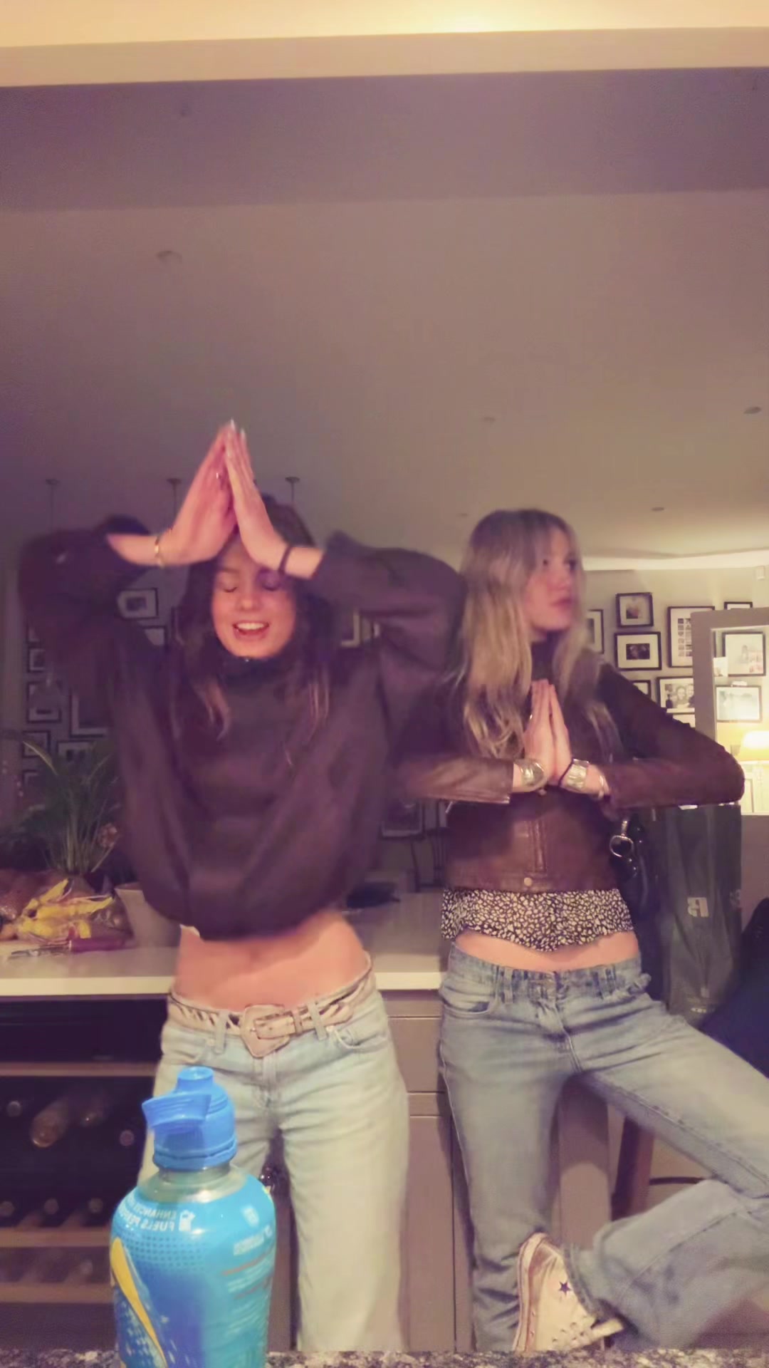 @livvydowlingg
