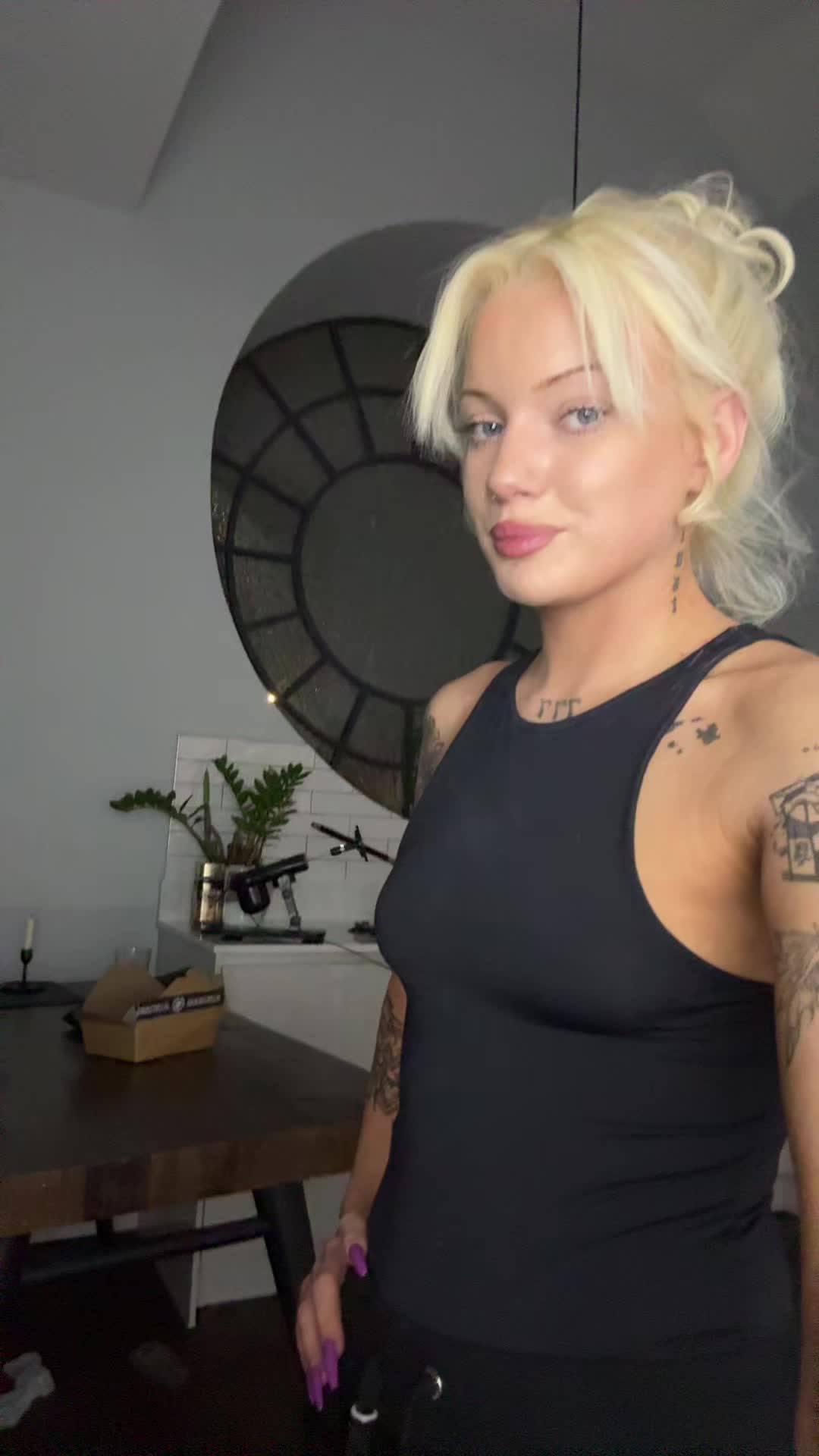 @lexigonewild