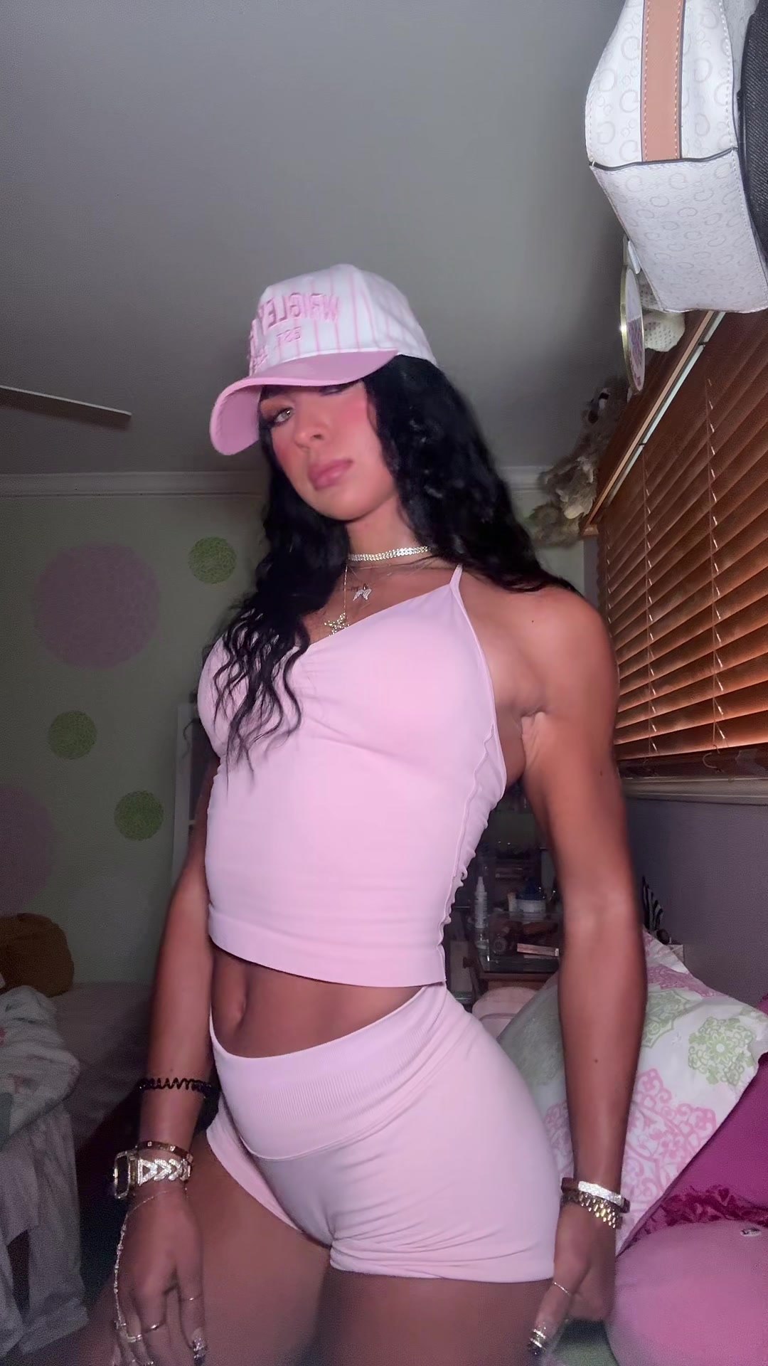@PaigeLeonard