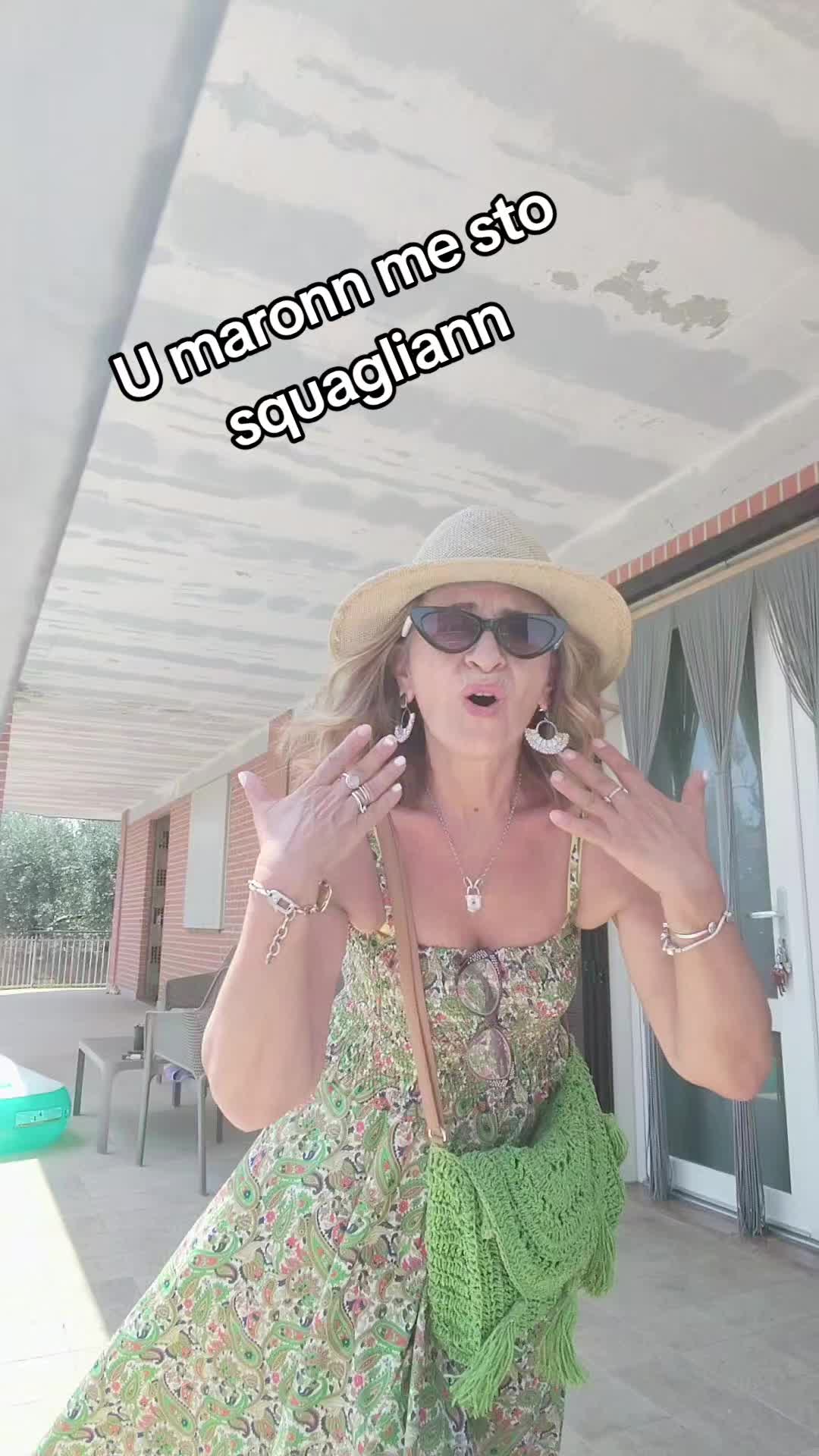 @Annar&egrave;