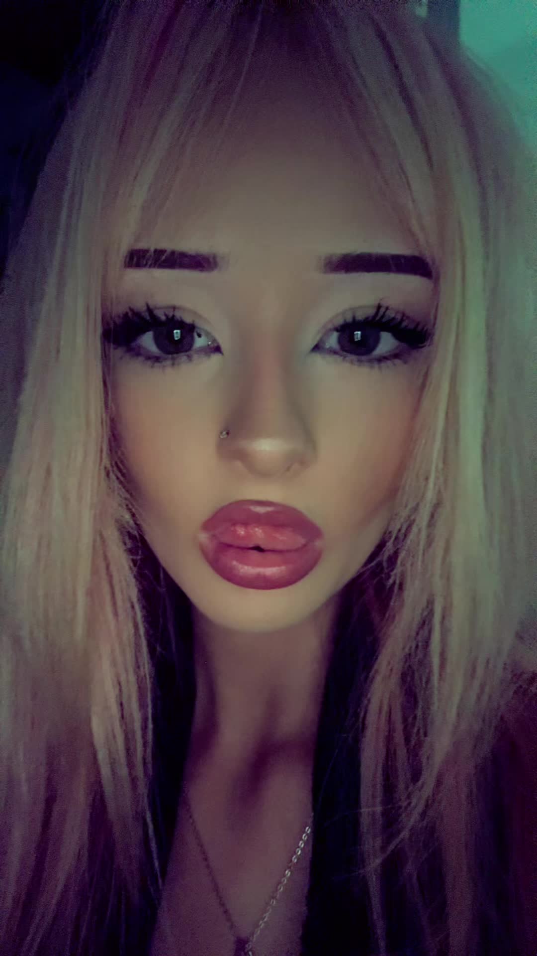 @️