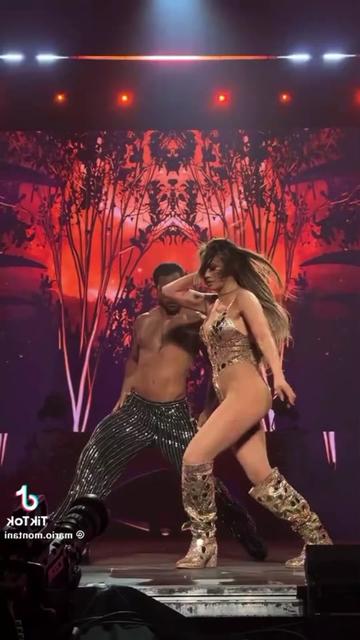 @DANCE LOVER UK ๐ฌ๐ง๐๐น๐