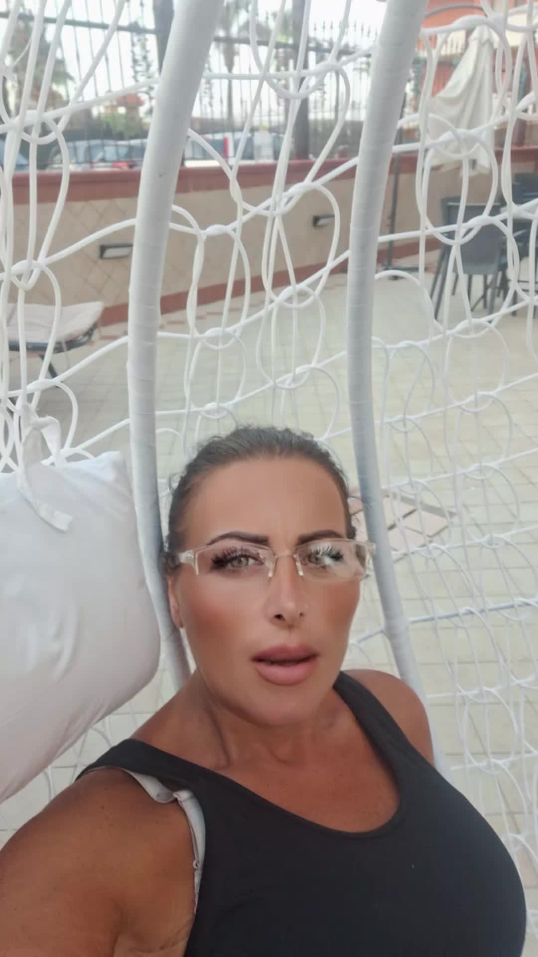 @rossellabovemenaf