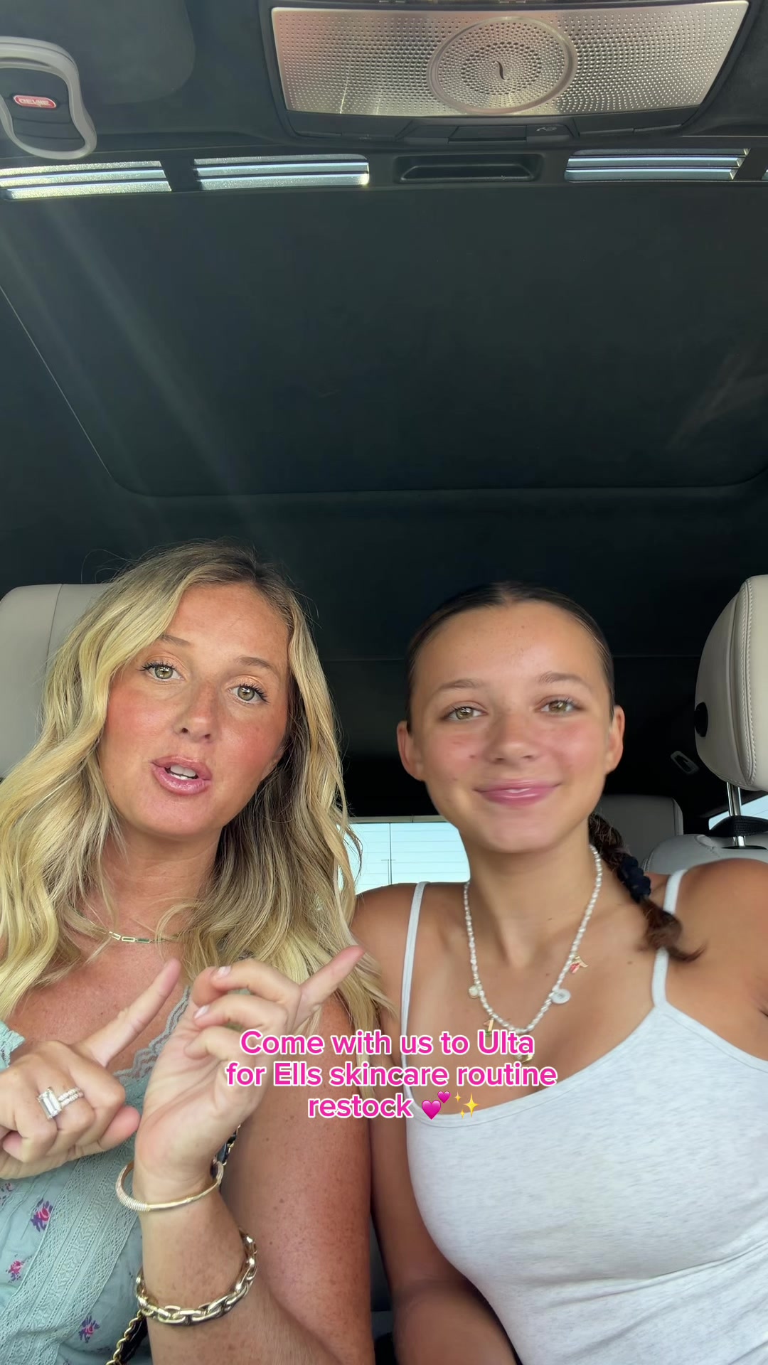 @Chas & Ell 🦋💕