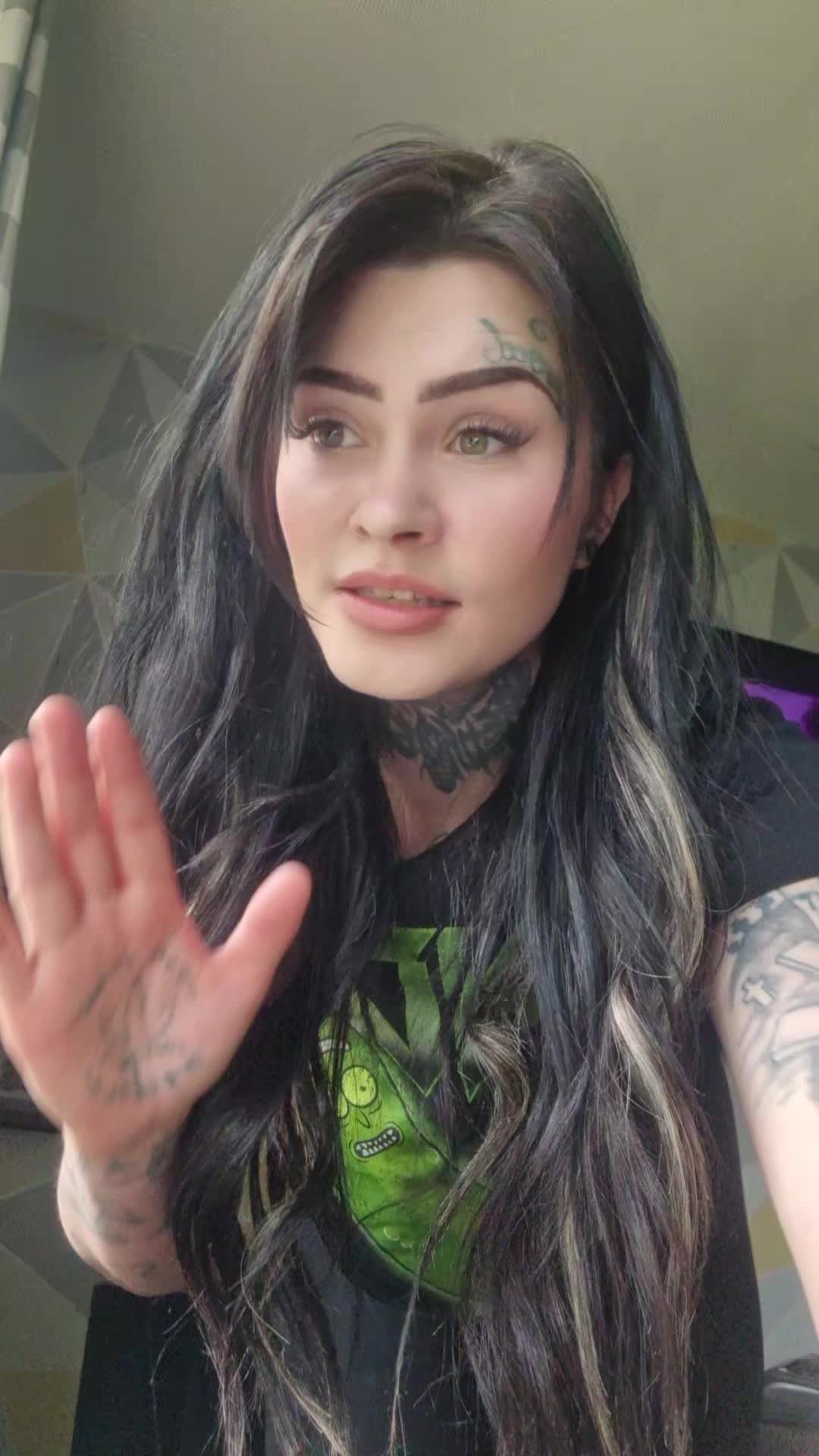 @MeganLauriceMcVeyx