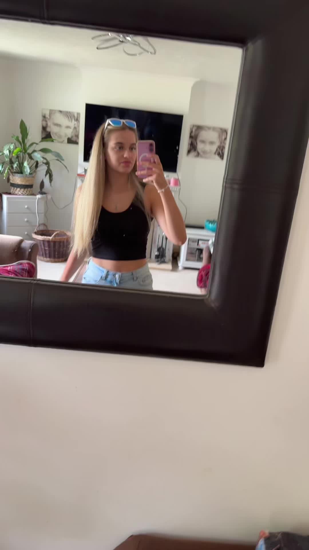 @KatieElla🩷