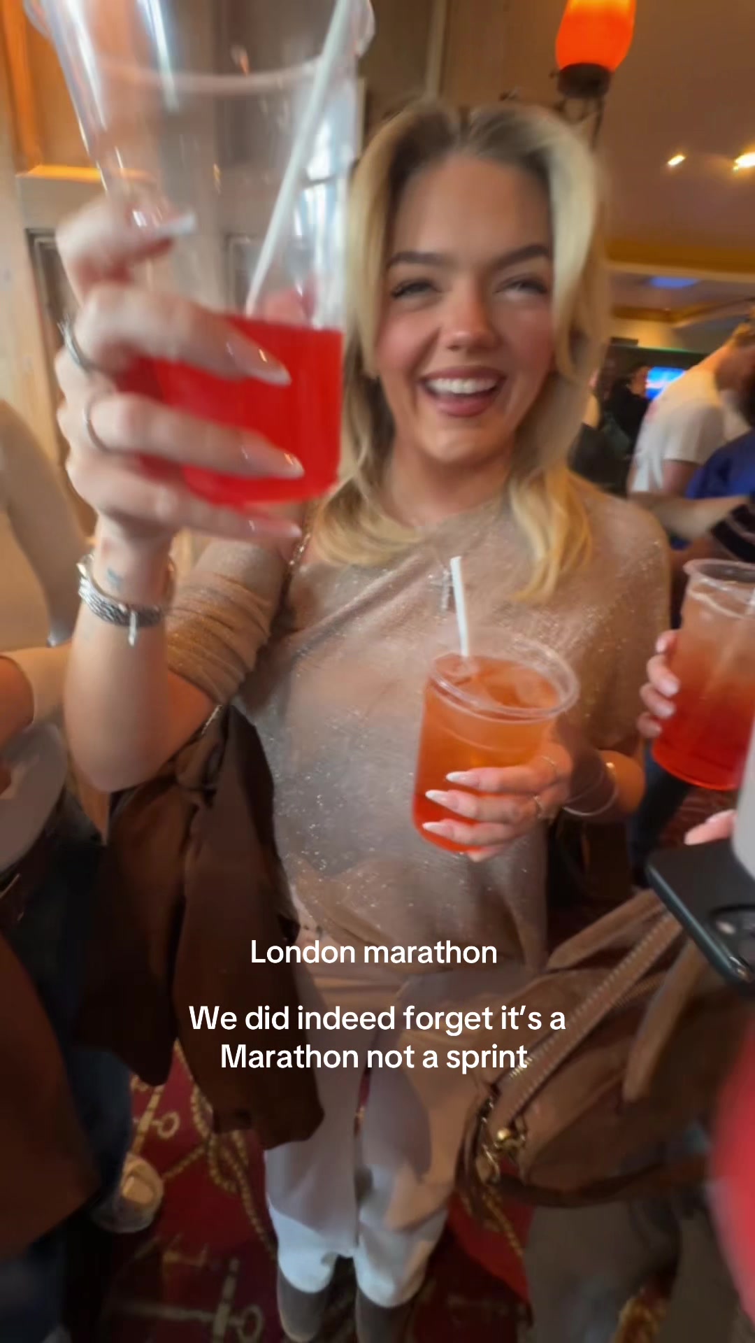 @elliecharter2