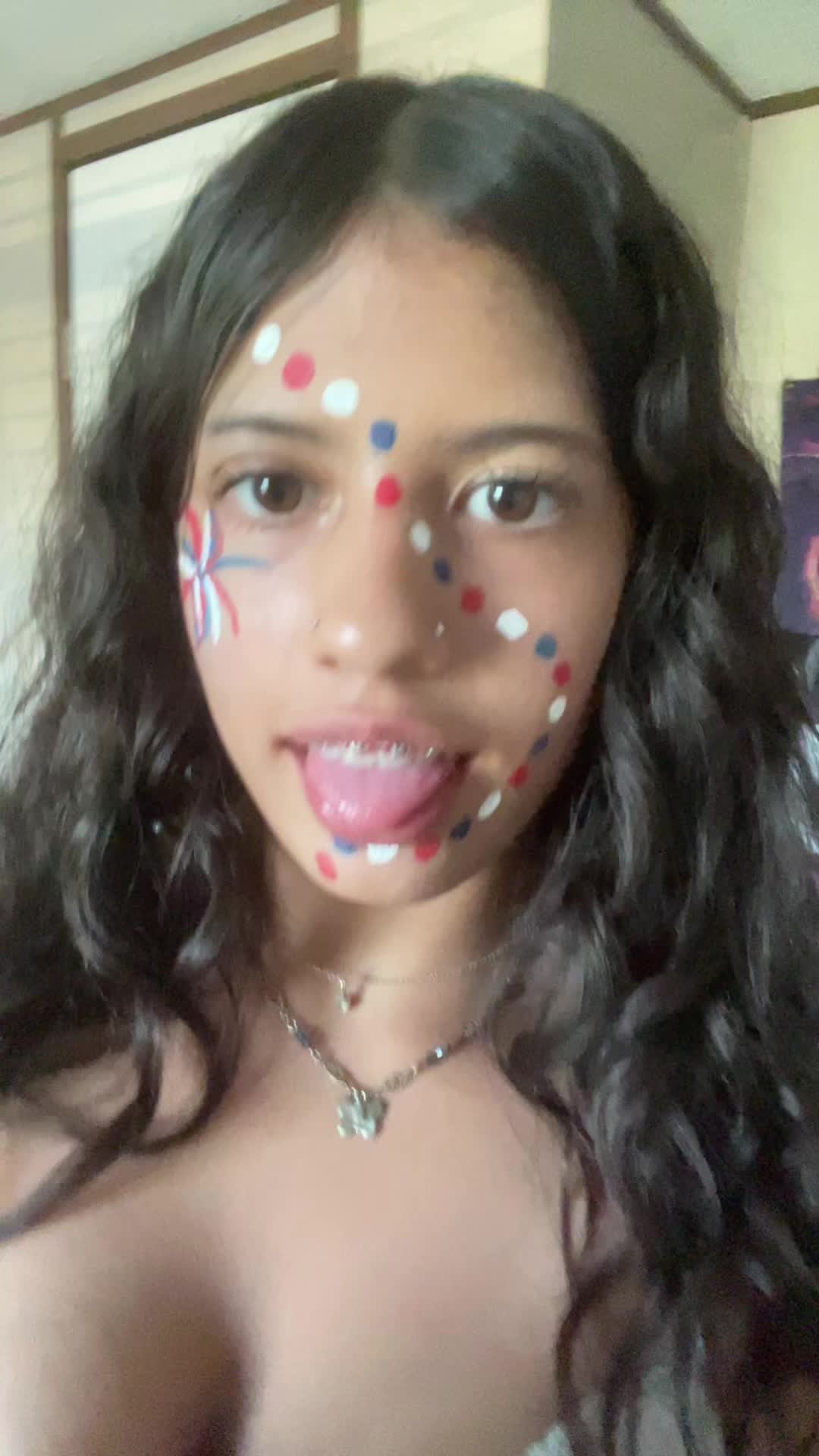 @🦄