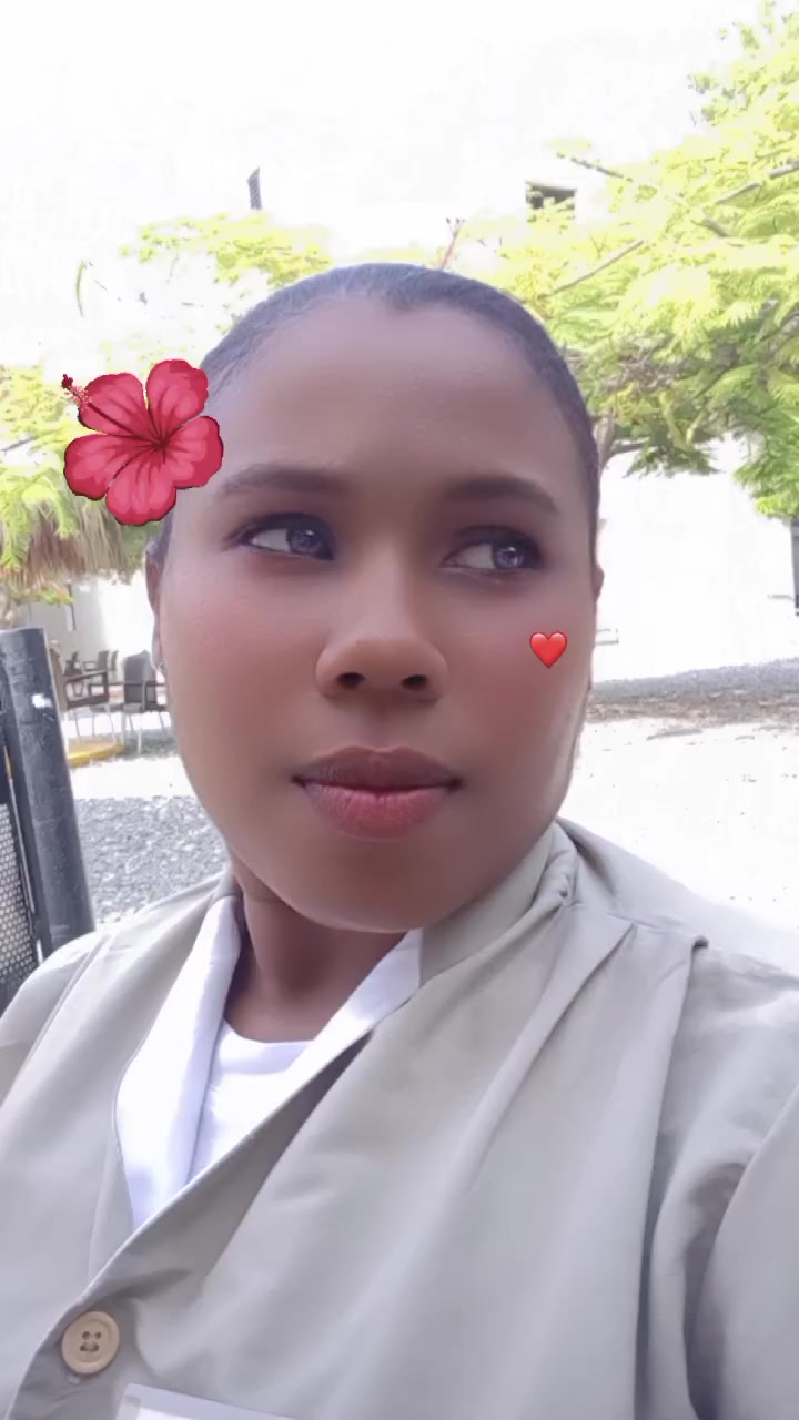 @Yasmin Villa