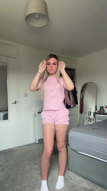 @eloise⚜️🪩🍒