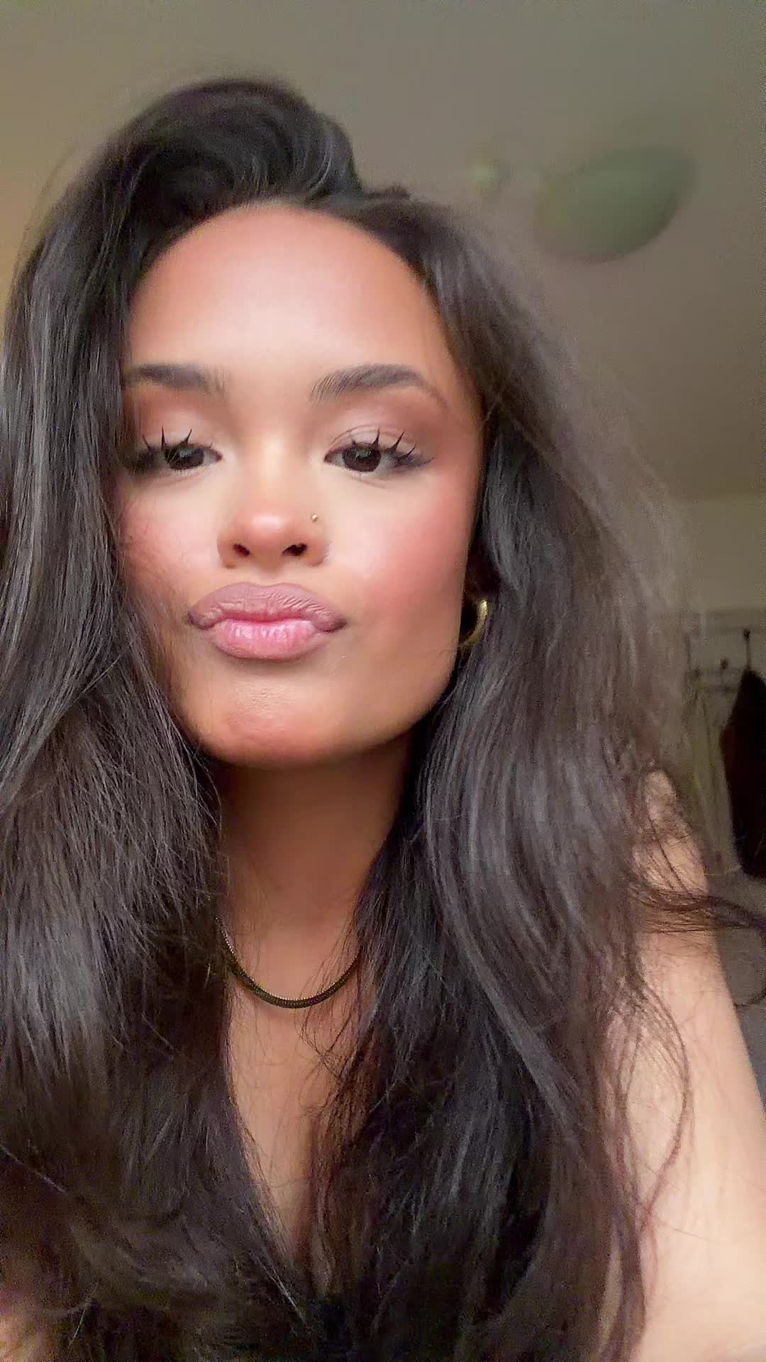 @.angelinamayyyy
