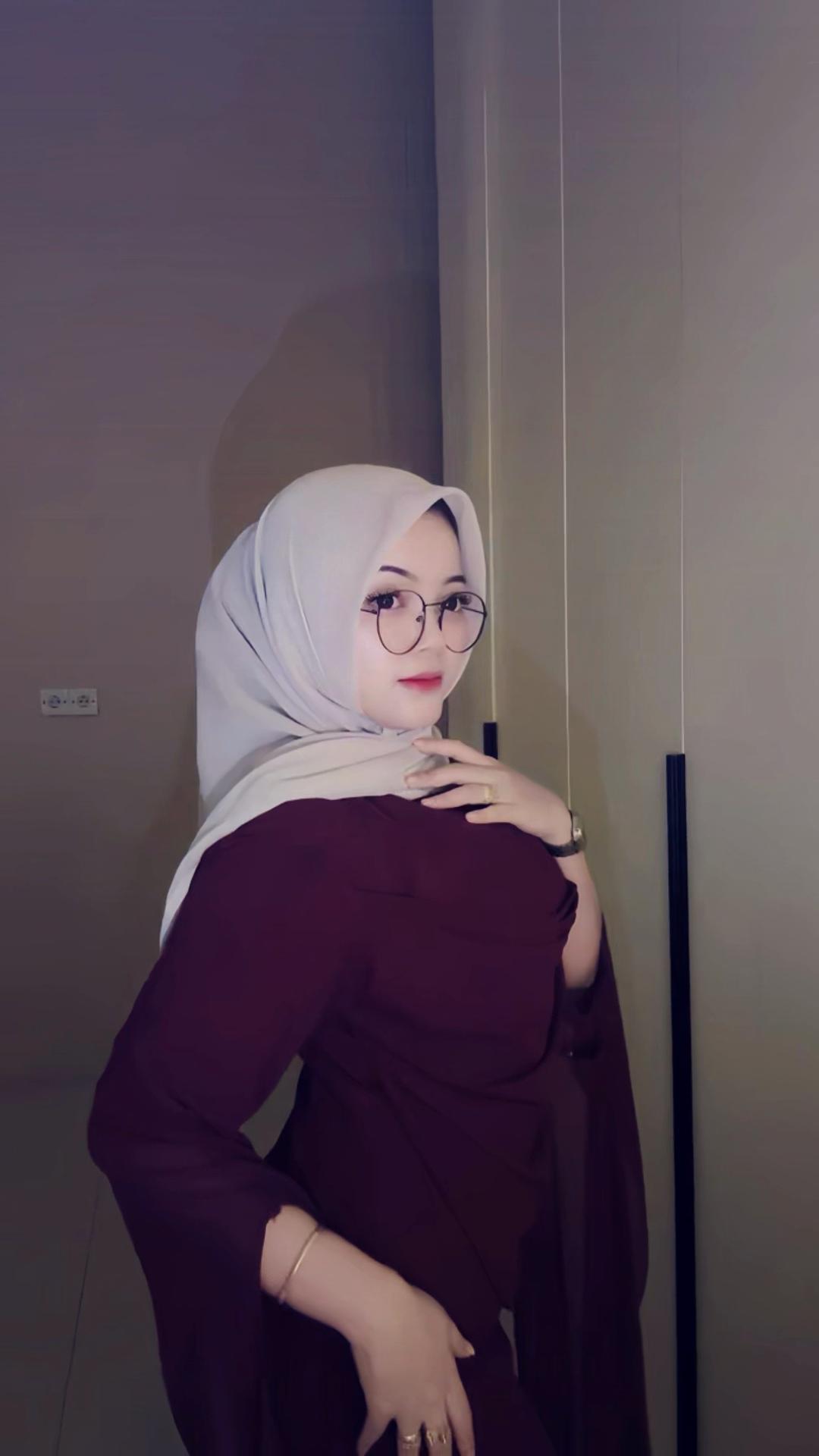 @cutkina_