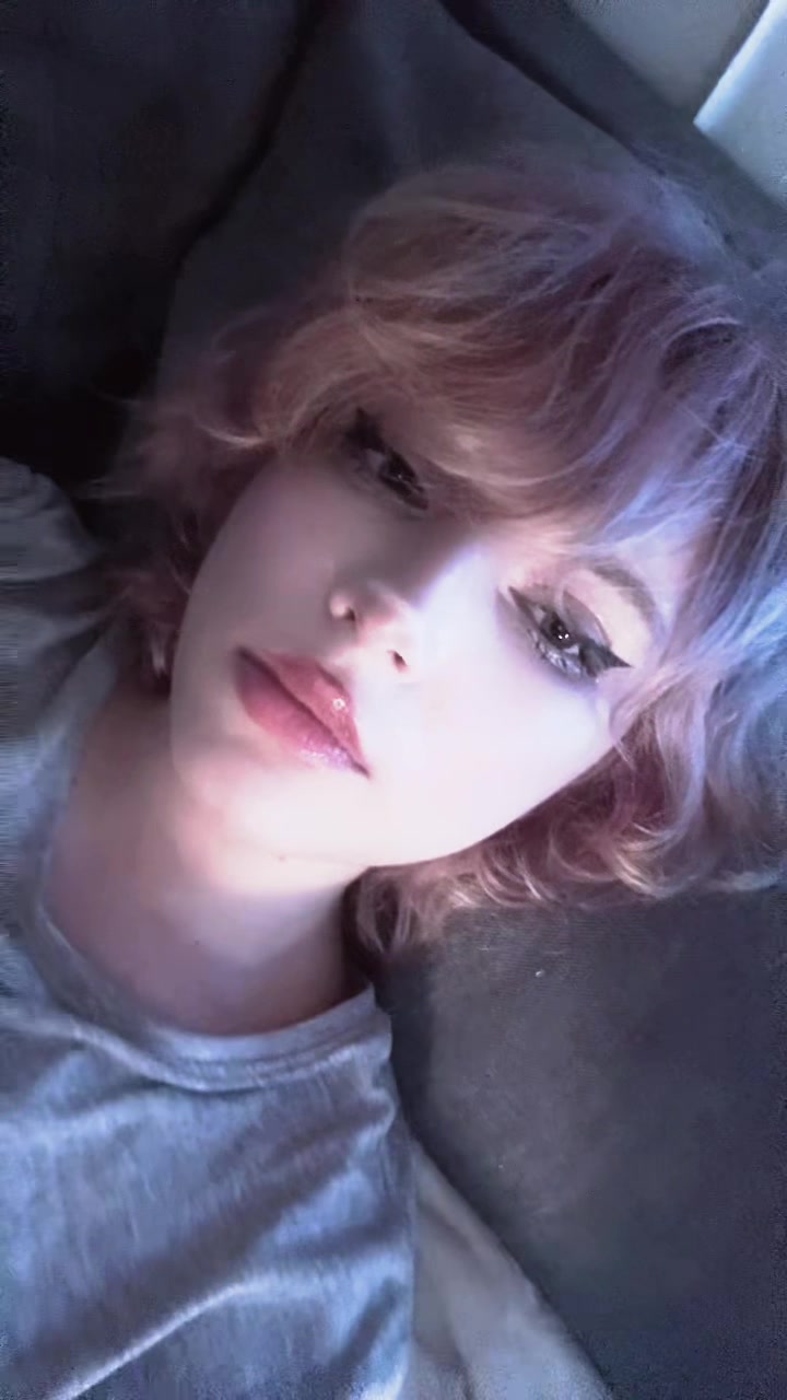 @lu☣︎